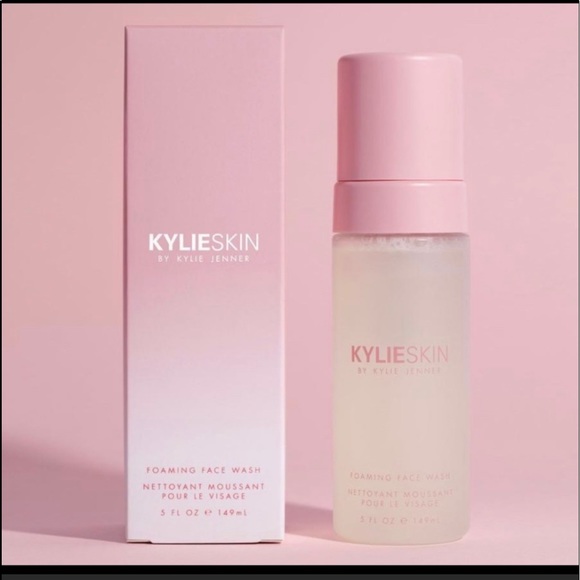 Kylie Cosmetics Other - Kylie Face wash new in box